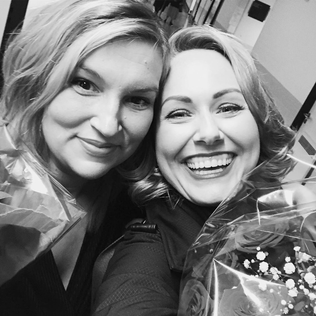 angela_brower's tweet photo. Is this young lady’s birthday today! #bestmanagerintheworld @mariamot @mwamanagement 🎉🎉🎉🎉 https://t.co/1zRwhDuTzt