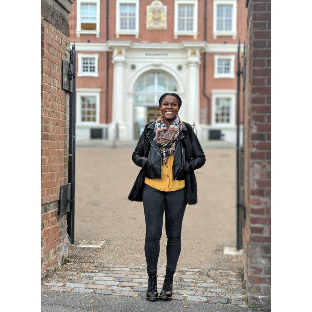SaraCultureArt's tweet photo. 🎓It's official, I stand before you with a Masters in Cultural Policy, Relations and Diplomacy.

What's a ride! 

My academic journey was made much easier through the generous support of @dcd_dancers and @ECT_performer  Charitable Trust. 

Find out how ➡️ https://t.co/1dcK749dNd https://t.co/0D2sO2IMd8