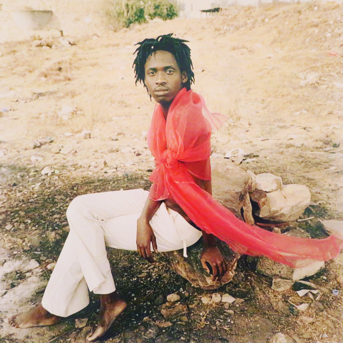stephenmahoneym's tweet photo. My picture, 2006 photograph of  'Jabu Radebe' Yeoville, Johannesburg, by @MuholiZanele #VisualActivist at her solo exhibition of LGBTQIA, Lesbian, gay men, Bisexual, Transgender, Intersex, Agender, Asexual hate crimes of people of colour in South Africa &amp; beyond in @Tate Modern https://t.co/doIHJcNghy