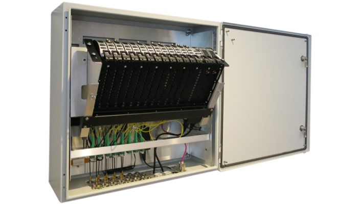 ViaLiteRF's tweet photo. ViaLite’s newest outdoor enclosure, the ODE-B3U, has been designed to house the 3U rack chassis & can hold up to 16 #RFoverfiber links. Learn more here: https://t.co/di7lluYG3l. #outdoorenclosures #RFoF #RFoverfibre #LEO #MEO #MilAero #Defence #Military #Telemetry #NetworkTiming https://t.co/8FGTNihV9Y