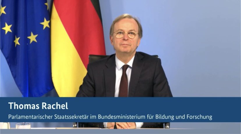 about_the_event's tweet photo. „In Deutschland Lösungen finden für Fragen, die die Welt bewegen.“ ⁣⁣
@_ThomasRachel eröffnet die nationale Auftaktveranstaltung von @BMBF_Bund und @MKW_NRW⁣⁣
⁣⁣
#HorizonEU⁣ https://t.co/jeAOSTiYn3