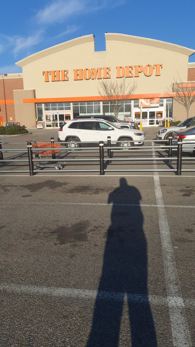 Day 1 started at store 1747! It's going to be a great day! I am excited to start this new chapter!