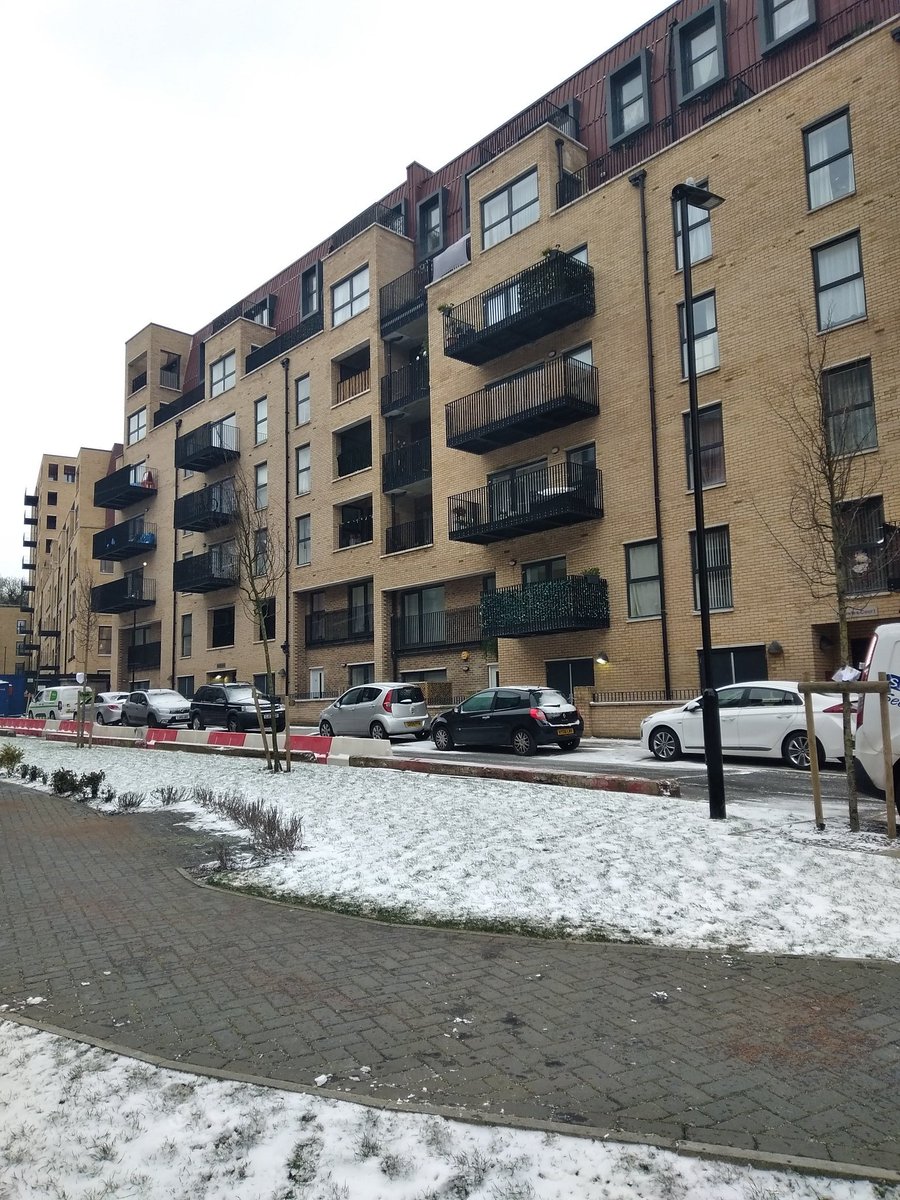 Trinity walk weekly inspections completed for the week even in -2 conditions 🥶 @pa_housing 
#teampurple#neighbourhood14