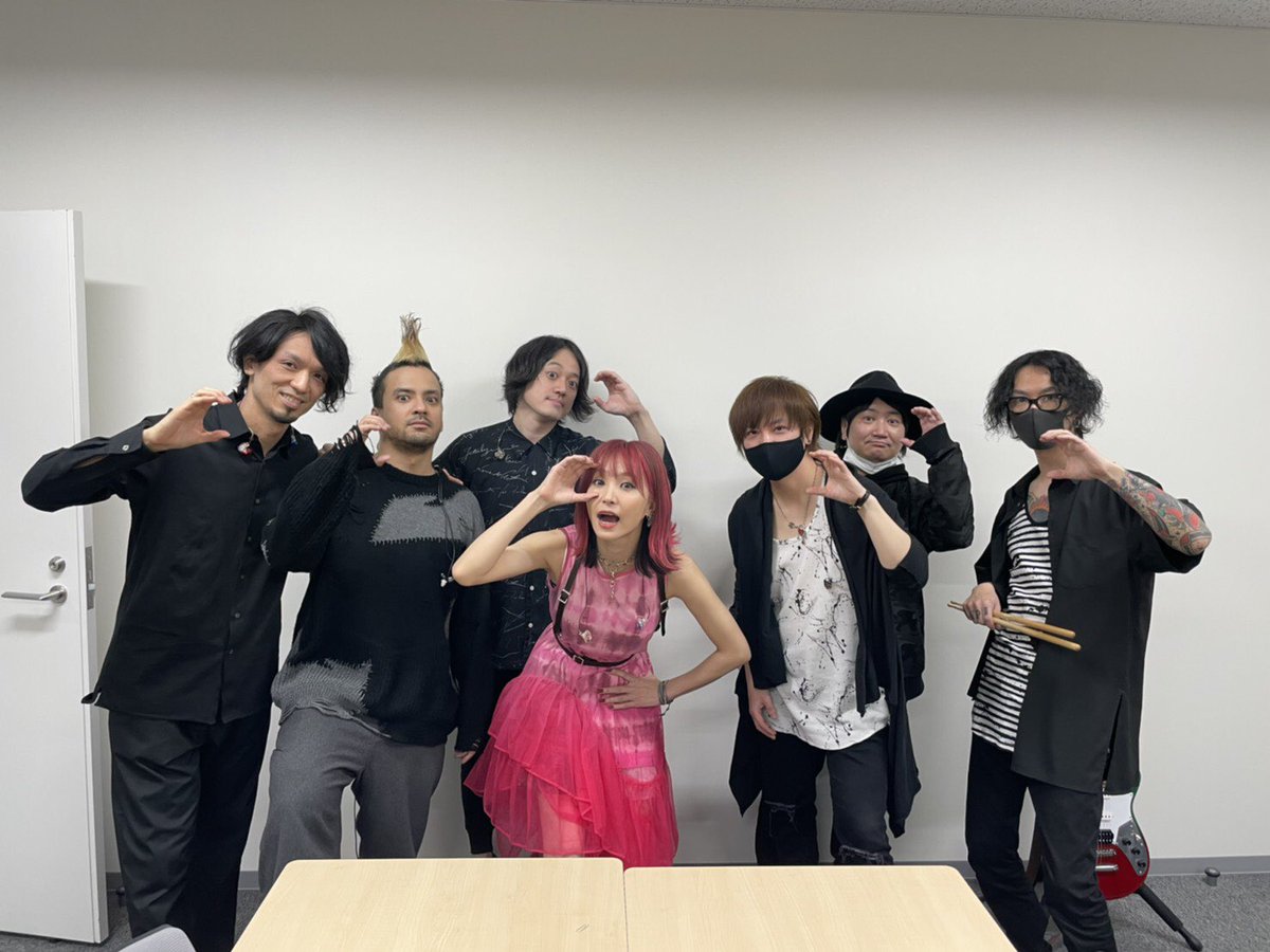 ゆーこー 柳野裕孝 Lisaさん Roomic Fesでした この高揚感 久しぶり でグッときました 涙 ありがとうございましたー 東京へ帰ります T Co Mfkiptrurw Twitter