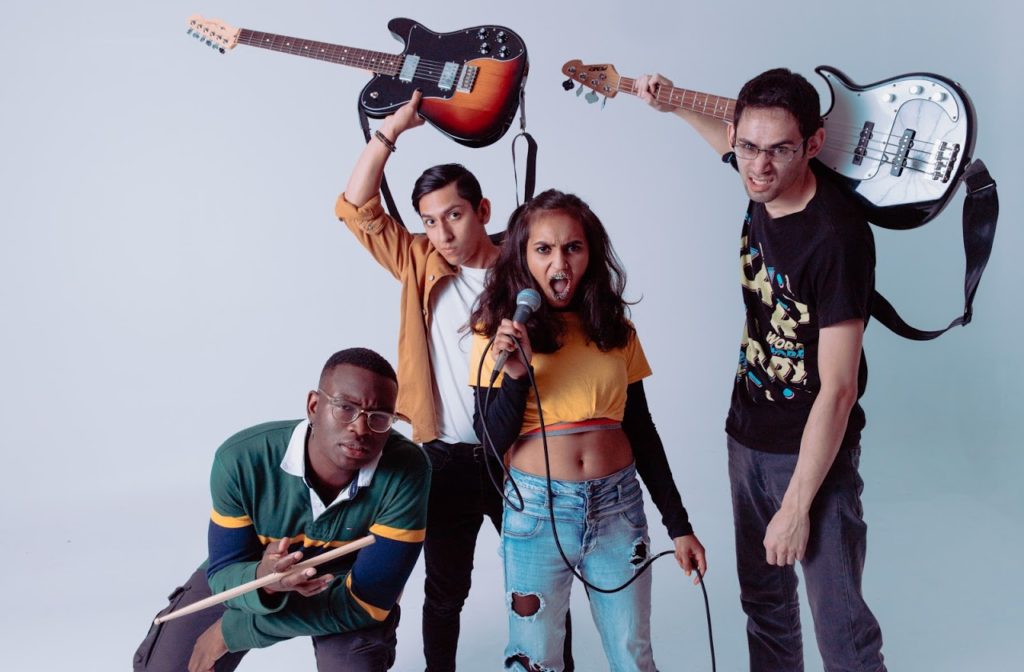 I am TIRED of getting comments on my videos "well I can't find any newer black musicians/bands cause heavy music is like a white people thing, right?"WRONG, lolHere's a thread of black musicians, or bands with black members that you've never heard of  #BlackHistoryMonth  