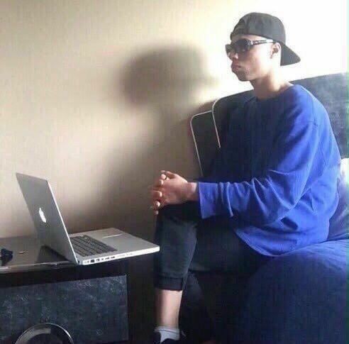 xxrjinxx's tweet photo. #ProvaAnulada
eu nesse exato momento esperando o pronunciamento do boninho e do tiago: https://t.co/6TEmqpHpca