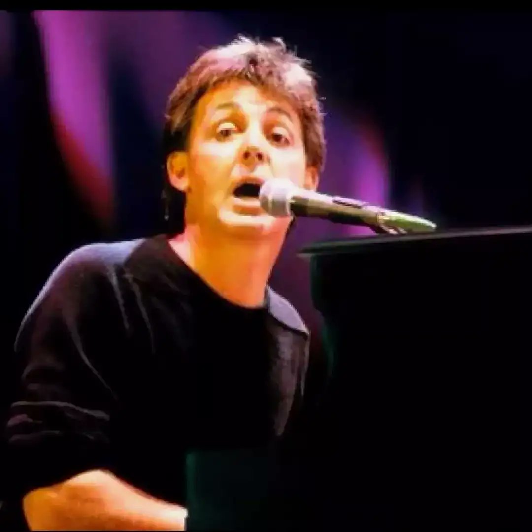 "Until Live Aid came along, I didn’t think of doing anything live."In 1987, McCartney initiated a series of Friday-night jam sessions at London studio with an eye toward eventually finding enough new, inspiring players to start a formal band.