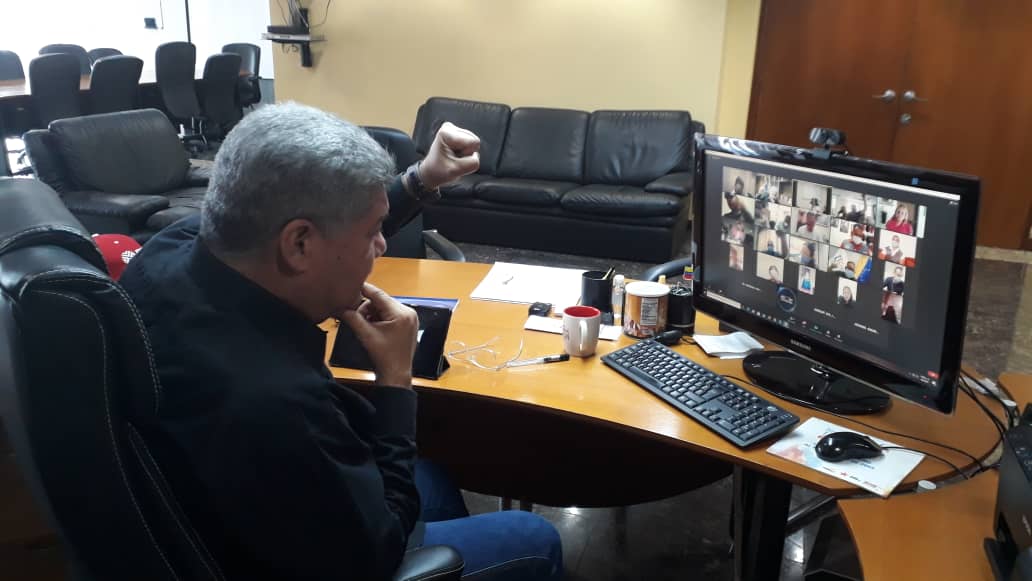 Ahora estamos participando en videoconferencia con tod@s l@s gerentes de las GERESAT del <a href="/Inpsasel_vzla/">Inpsasel_vzla</a> de todo el país. Debatimos sobre el Plan Carabobo 200 y el plan de la institución para este año <a href="/NicolasMaduro/">Nicolás Maduro</a> <a href="/DrodriguezVen/">Delcy Rodríguez</a> <a href="/MinTrabajoVE/">Ministerio del PP para el Proceso Socia de Trabajo</a>