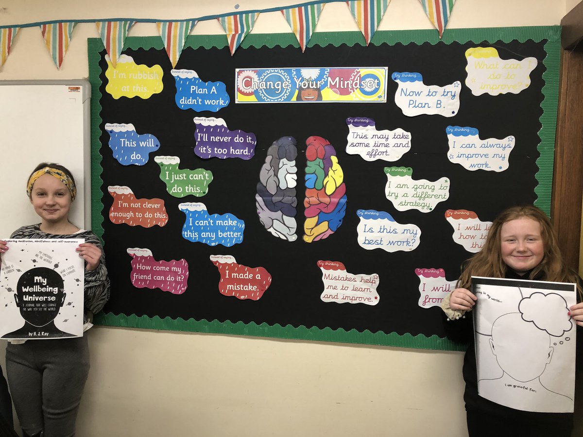 SanSior's tweet photo. Dosbarth Enlli and Dosbarth Gogarth are enjoying taking part in the One World Club Well-being project - H.J.Ray’s ‘My Well-being Universe’ 💛focussing on journaling and meditating. 
@ConwyMind #enlli #gogarth https://t.co/i8AXPQgKM1