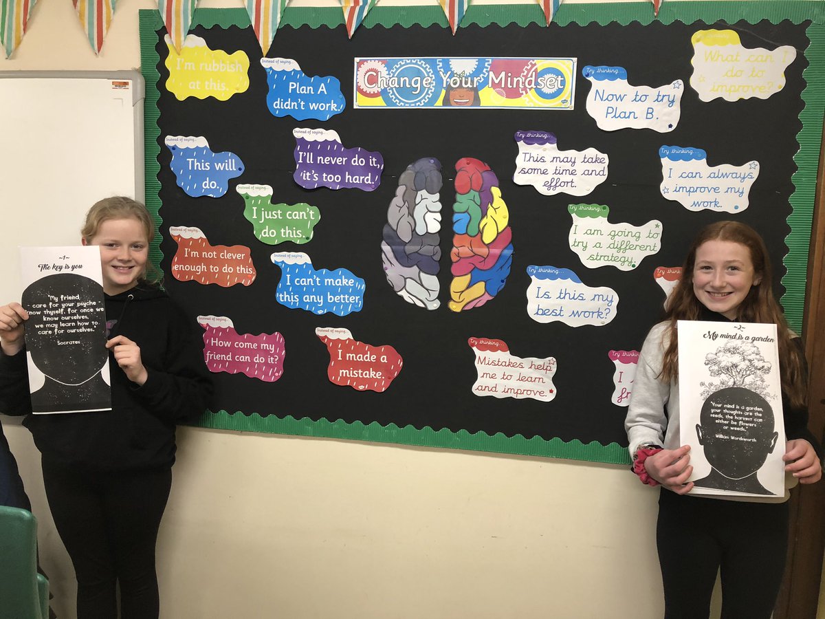 SanSior's tweet photo. Dosbarth Enlli and Dosbarth Gogarth are enjoying taking part in the One World Club Well-being project - H.J.Ray’s ‘My Well-being Universe’ 💛focussing on journaling and meditating. 
@ConwyMind #enlli #gogarth https://t.co/i8AXPQgKM1