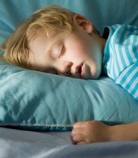 Смотрите на сайте: "Укусы домашних насекомых"  mosecoservice.ru/stati/ukusy-do…