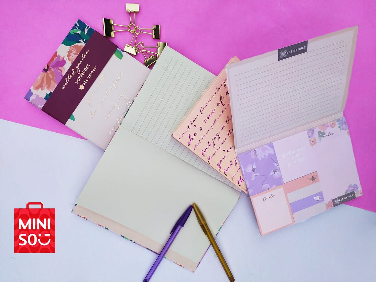 minisorio's tweet photo. Nossos novos cadernos e post-it da Bee Unique são fofos e e super práticos, pra você que quer ter uma #voltaasaulas mais leve e muito mais bonita.
Disponíveis em todas as nossas unidades Miniso Rio.
#loveforrio #loveminiso #rio  #like
#caderno #postit #beeunique https://t.co/9pQF14JLd2