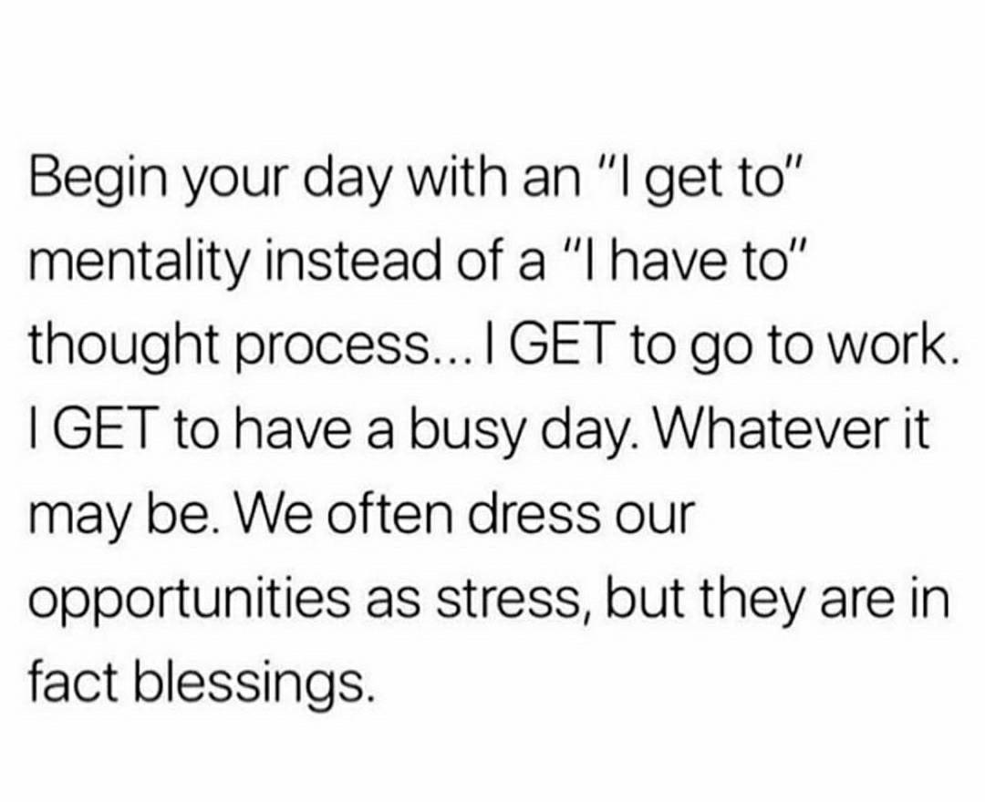 KimMerritt_7's tweet image. Happy Monday! Let&apos;s Mahe it a great week.  #unmondayblues #settingintention #intentionalfocus