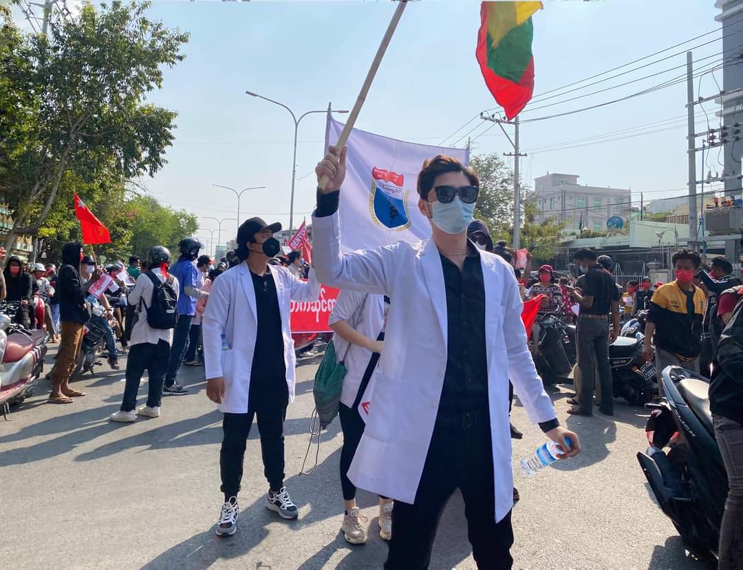 HsuChiKo1's tweet photo. Doctors in Myanmar
Plz listen our voices. 
GIVE BACK DEMOCRACY
#Feb8Coup
#WhatsHappeningInMyanmar https://t.co/IAQROIp7dl