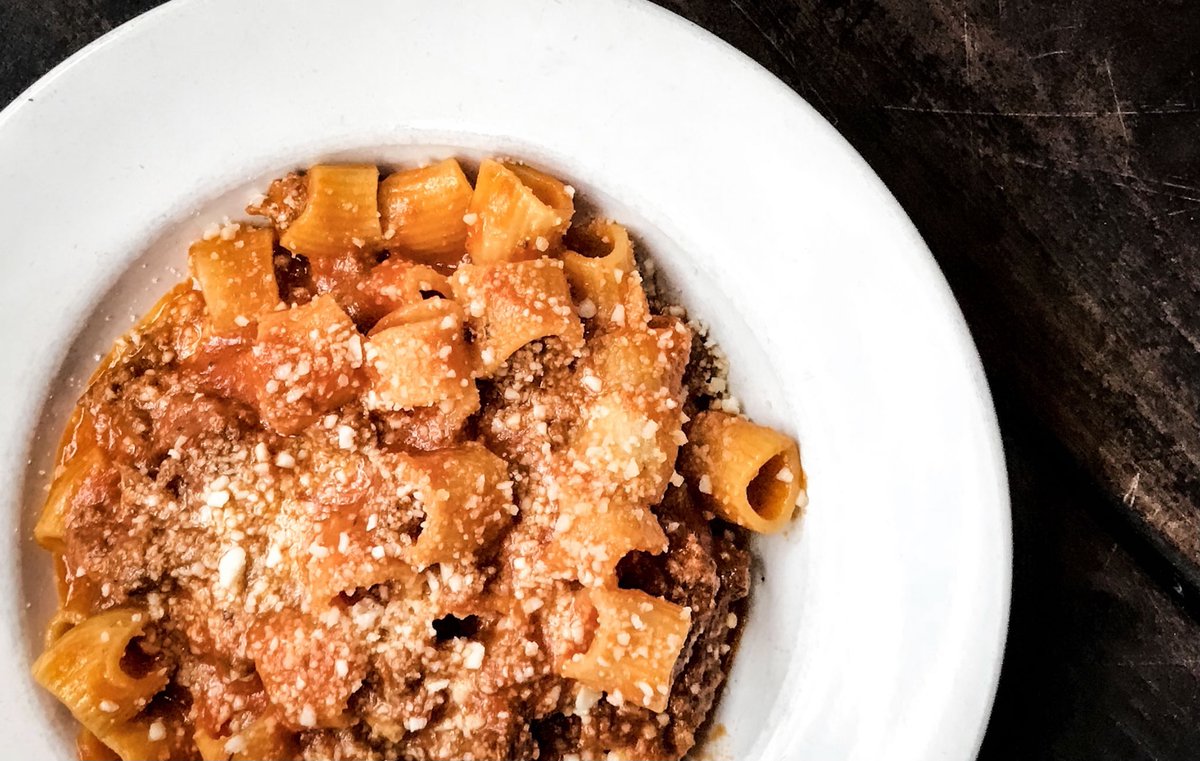 Rigatoni Kits are back for Valentine's Day! 

Order now and select when this weekend you want to pick up your kit. Our signature pasta dish, ready to cook at home with instructions from chef Mike Friedman: 

toasttab.com/theredhen/v3/a…