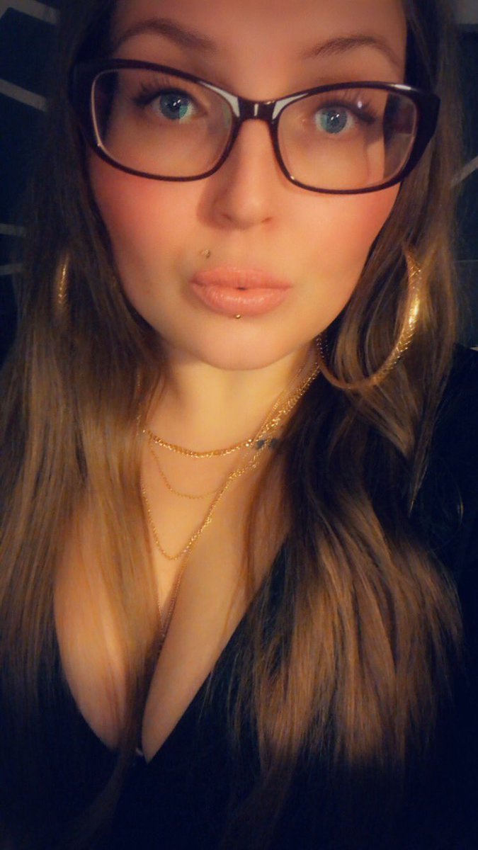 xVictoriaLynne's tweet photo. https://t.co/hlWGjeKxDv