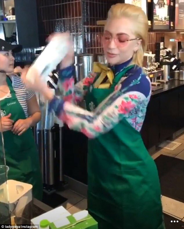 billsatin's tweet photo. @enigmascandy You forgot this:

@ladygaga @Starbucks #LadyGaga #Starbucks #CupsOfKindness https://t.co/7MPQZlED7I
