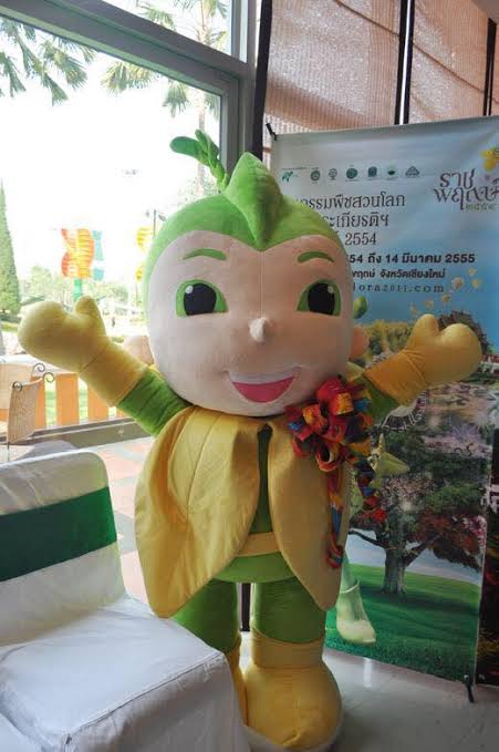 Peulangseudogil's tweet photo. @CNBRY66 @Ajohn4_ ดื่มด่ำบรรยากาศอันแสนอบอุ่นเคล้าธรรมชาติ จากยอดดอยที่เรารวบรวมมาไว้ที่นี่!! รอให้คอท่องเที่ยวมาสัมผัส ..  บริเวณสวนแนวกลางอุทยานหลวง #ราชพฤกษ์ https://t.co/f9THRTgMoi