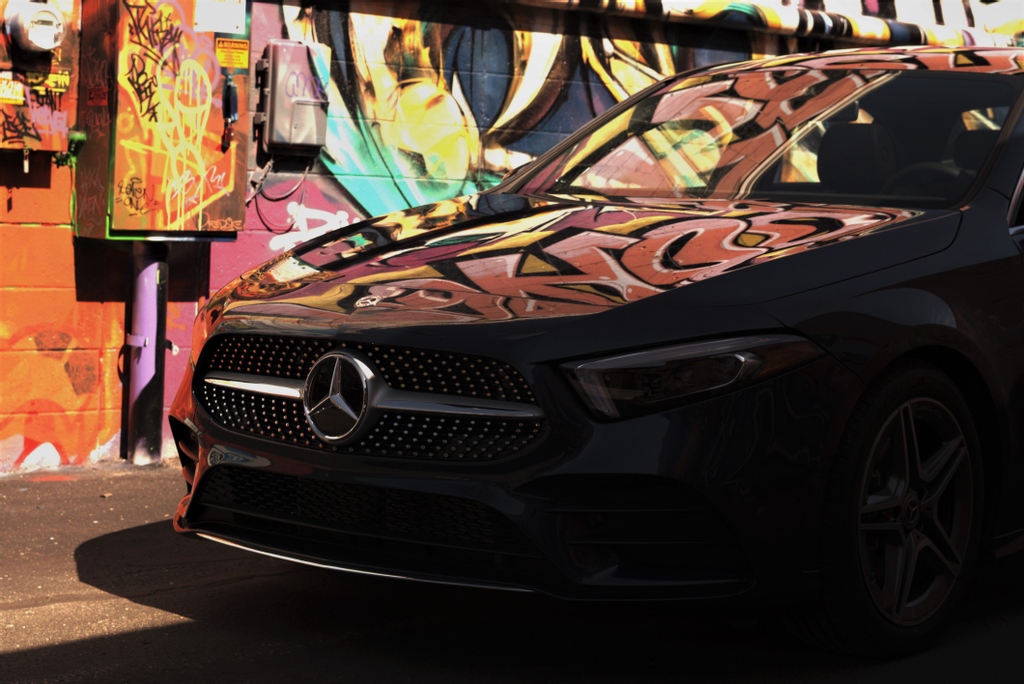 ZimbrickEuro's tweet photo. Mercedes Benz A220

A is for attention-getting. Clean lines, LED lighting and an aggressive stance aim for admiring eyes. An ultramodern, premium cabin can captivate you for years to come. https://t.co/EmlbFrb5ay
