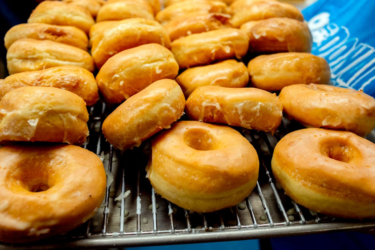 Al (Parody) (@menmysweettooth) on Twitter photo 