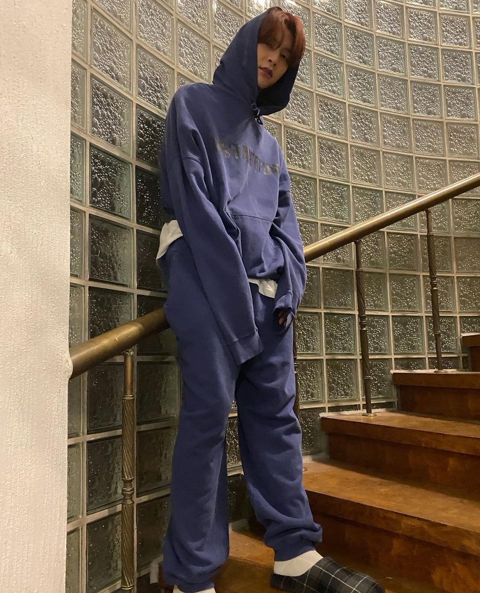 theaterboyxiao's tweet photo. i always think that everything about you is super elegant, from your name, your signature, your talents, your whole existence in this world ✨ i'd wish in a well to have an older bro like you 🥺 happy birthday!
#HappyJohnnyDay
#OneandOnlyJohnnyDay
#오늘은_쟈니생일_모두_그쟌을들어 https://t.co/pkSAMvg474