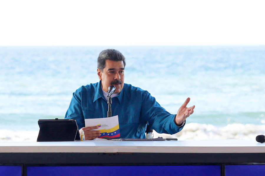 #NotiMippCI 📰🗞| Mediática  internacional pretende ocultar intenciones terroristas de Iván Duque contra Venezuela. Lea más ⏩ bit.ly/2YWNUgc
#FlexibilizaciónSegura