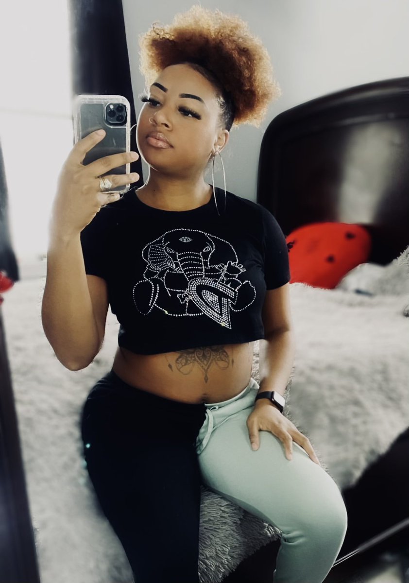 ✨a vibe 

Top: <a href="/DaftGoods/">DAFT EXQUISITE GOODS CO.</a> 
Bottoms: <a href="/Bosbosco_/">bosbosco</a>