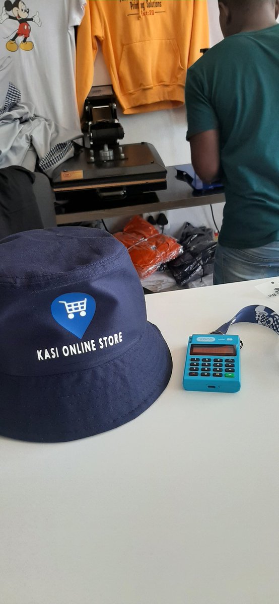 KasiCouriers_'s tweet photo. We asked a good friend of ours in Rustenburg to sample bucket hats for us, as much as we are happy with the quality, We were happier to made the payment with @Yoco_ZA GO!
#yoco
#yocogo
#YocoConnects
#yocoforsmallbusinesses https://t.co/Bp8v90fsoU