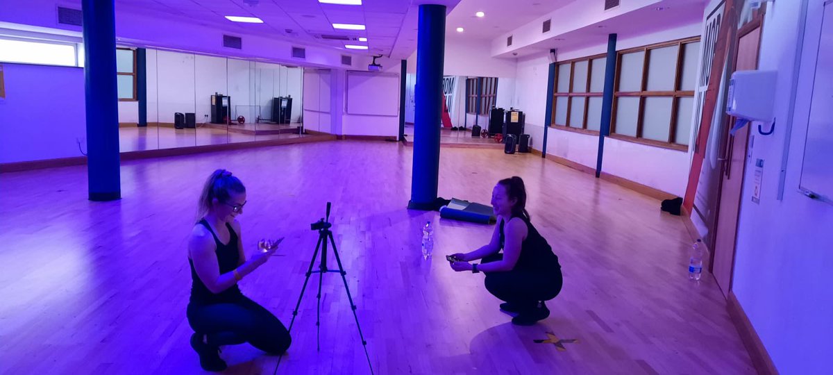 Happy Monday!😁

Some “behind the scenes” evidence of more challenges coming your way from the fantastic Emma &amp; Denise🏃🏼‍♀️🏃🏽‍♀️ 

Stay tuned to see what they’re working on!💪🏽

Do you like the new lighting in our Aerobic Studio?🔵💡

We can’t wait to have classes back in here!#dcusport
