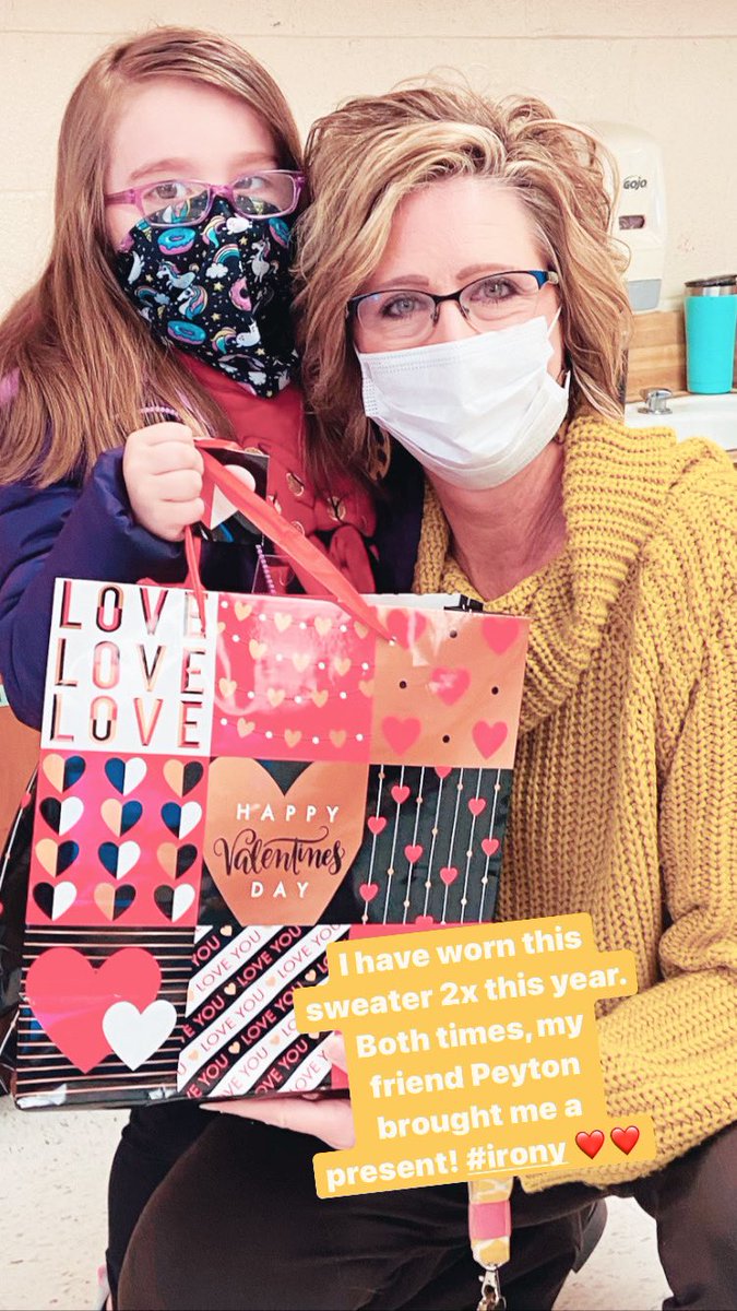 JannaTolleson's tweet photo. โค๏ธMy sweet Peyton sharing some sweet treats with meโค๏ธ #Kindergarten #ValentinesDay #MondayMotivation #precious #WallaceGregg โค๏ธ#xoxo https://t.co/q5qtWzS84M