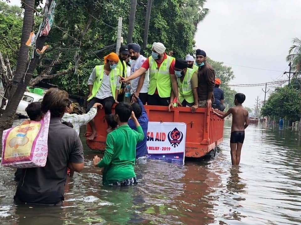 ਆਹ ਲਓ ਬਈ ਜੀਅ ਅਤਿਵਾਦੀ ਪਹੁੰਚ ਚੁੱਕੇ ਨੇ ਉੱਤਰਾਖੰਡ ਚ ਲੋਕਾਂ ਨੂੰ ਬਚਾਉਣ ਵਾਸਤੇ
#khalsaaid
#kissanektajindabaad