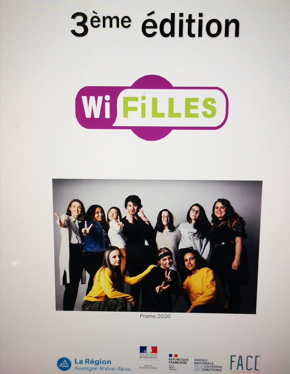 juliette_jarry's tweet photo. C'est parti pr la 3e promotion du programme Wi-Filles, porté par @FACE_Loire avec le soutien de la région @auvergnerhalpes ! Objectif : faire découvrir métiers et compétences du #numérique à de jeunes filles pour leur permettre un choix d'orientation éclairé. #changeonslescodes https://t.co/B8PgU6cRp2