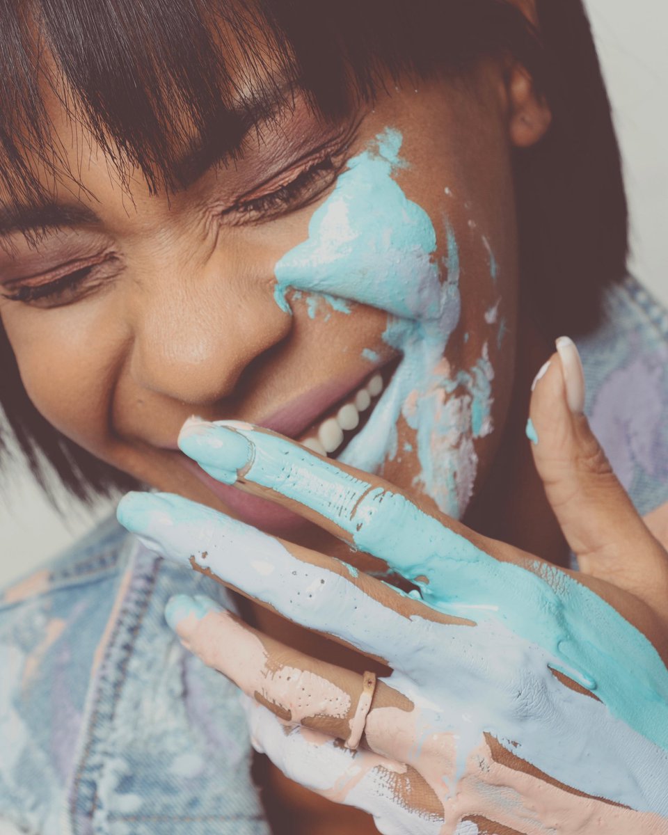 georgettepol's tweet photo. Mi sono fatta stravolgere la vita dai colori....
Da quando ho permesso loro di essere parte integrante della mia vita sorrido....
#colourlife๐ https://t.co/ZtwsUEnfEa
