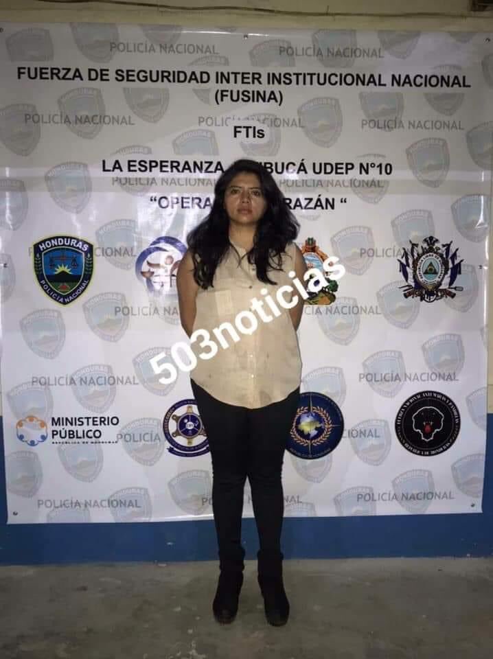 MassayCrisantoH's tweet photo. #JusticiaParaKeyla 

Deberíamos sentir seguridad y no miedo con la Policía Nacional de Honduras, ¿Quién nos protege de ellos?. Exigimos la autopsia, exigimos que se inicie un proceso de investigación, que se actúe conforme a la ley y sobre todo justicia. 
 
PN son unos malditos. https://t.co/NanbzDoeOh