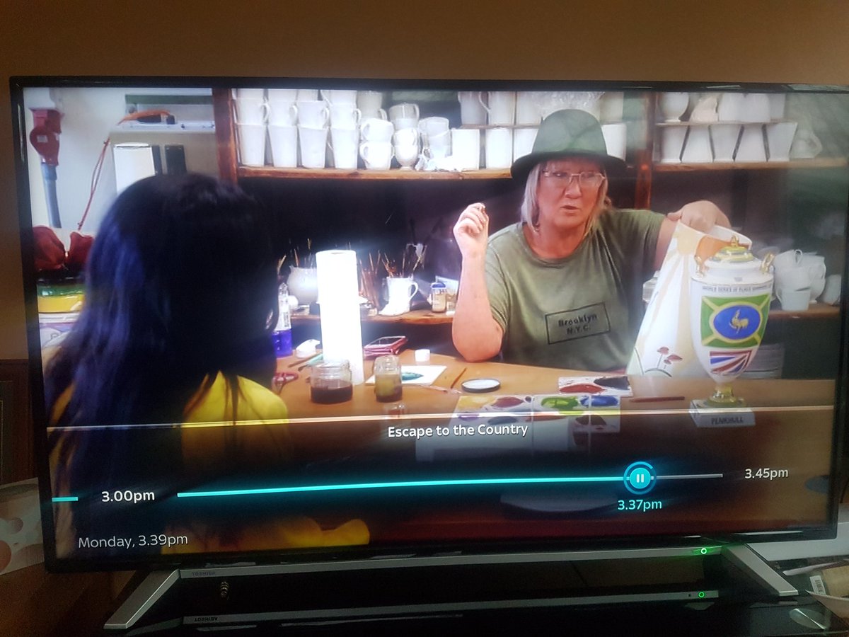 PenkhullflagC's tweet image. Hello @EmmaMayBailey  @Escape_Country  #Penkhullflag