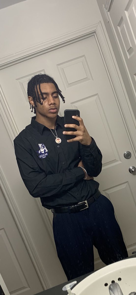 Have y’all met our President #BlackHistoryMonth #blackexcellence #forwardistheonlyoption