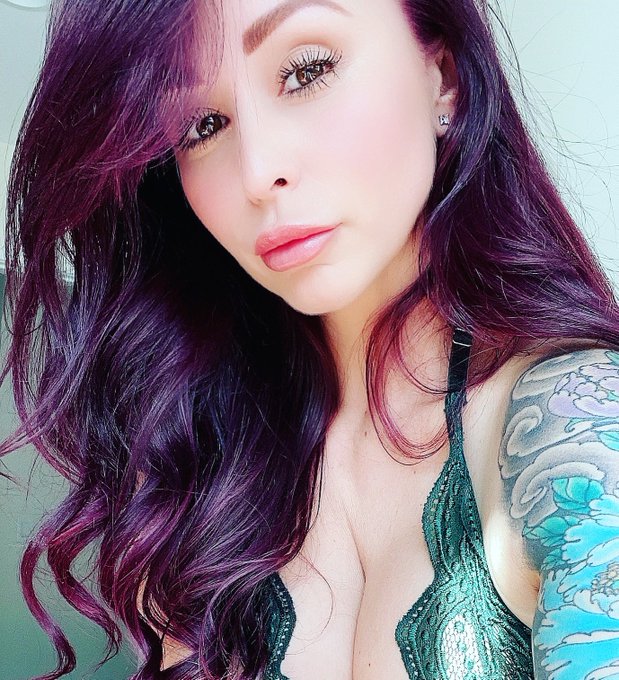 🚨CHECK YOUR DMS🚨 ITS MOMOLICIOUS MONDAY ON https://t.co/tO6LSYRPCa 🚨 TO KICK OF THIS AWESOME DAY IS A<a href="/tag/humpday"class="tags"><span>#humpday</span></a><a href="/tag/moniquealexander"class="tags"><span>#moniquealexander</span></a><a href="/tag/babycakes"class="tags"><span>#babycakes</span></a>