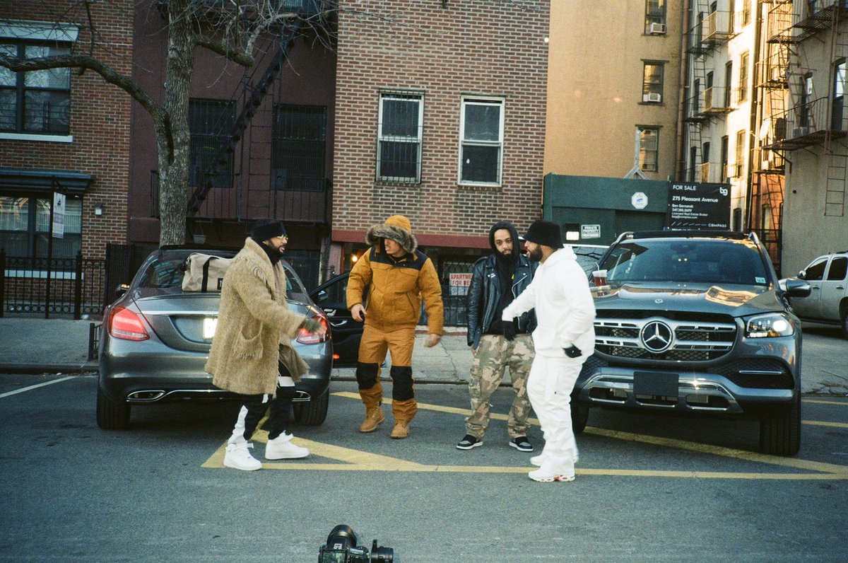 wepington's tweet photo. TANBOYS on FILM
#35mm #TANBOYS #100KEEPIT https://t.co/ozQW6ne597