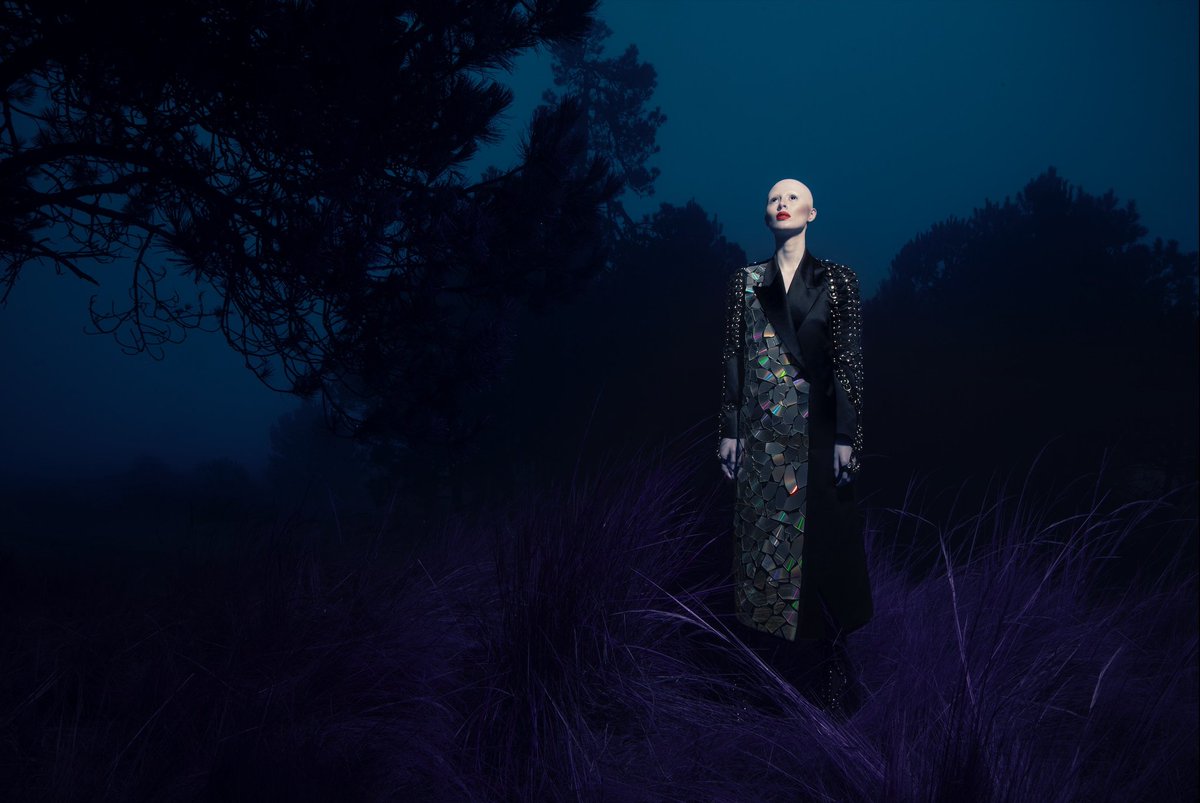UrielUrban's tweet photo. New Editorial!!! @UrielUrban ft. In #theholidayissue x Haunted Magazine
Photo @ivanaguirrefoto
Model @ay.mariaa x @newiconmodels 
Style @nessdeluna
Makeup @izazuetabeauty 
VFX @dnfx_studio @pablomariofernandez https://t.co/VbLC79n1gv https://t.co/vYvM4CXjY4