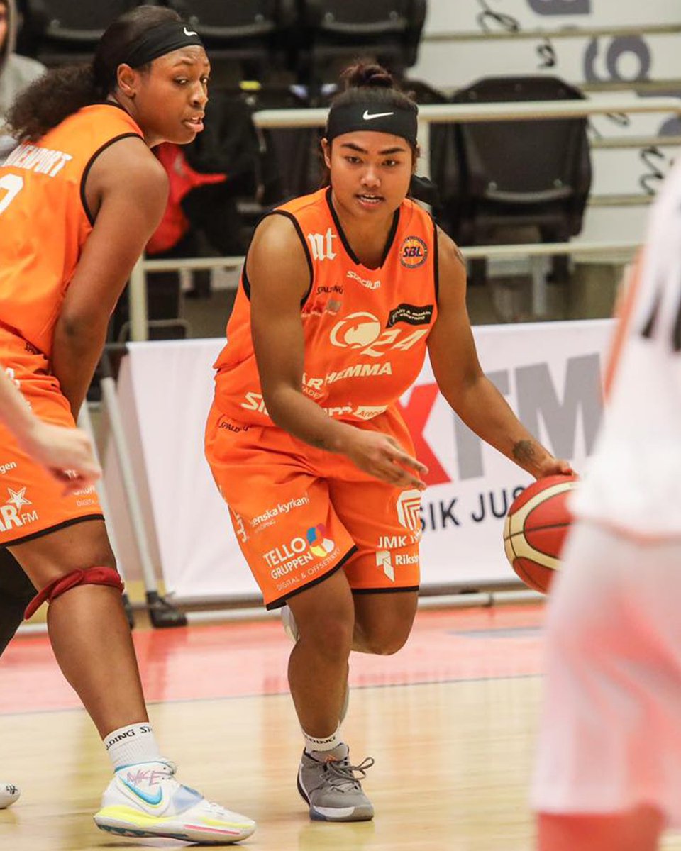 OFFICIAL: We have signed Chanelle Molina to a training camp contract.

Welcome to Indiana, <a href="/chanelle_molina/">Chanelle Molina</a> 👏

📰 » on.nba.com/2MOLoG2

#WNBAFreeAgency