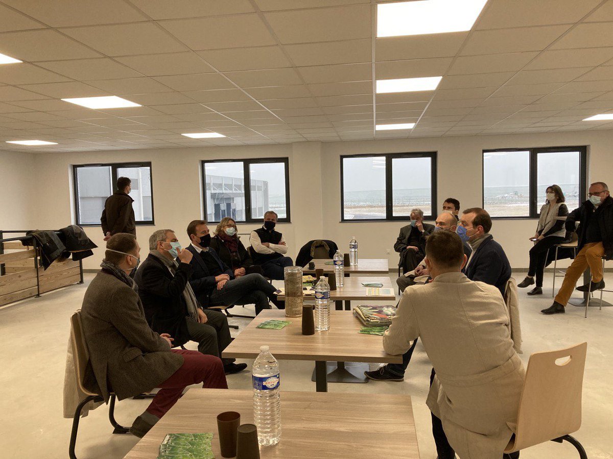 Xavier Bertrand tweet media