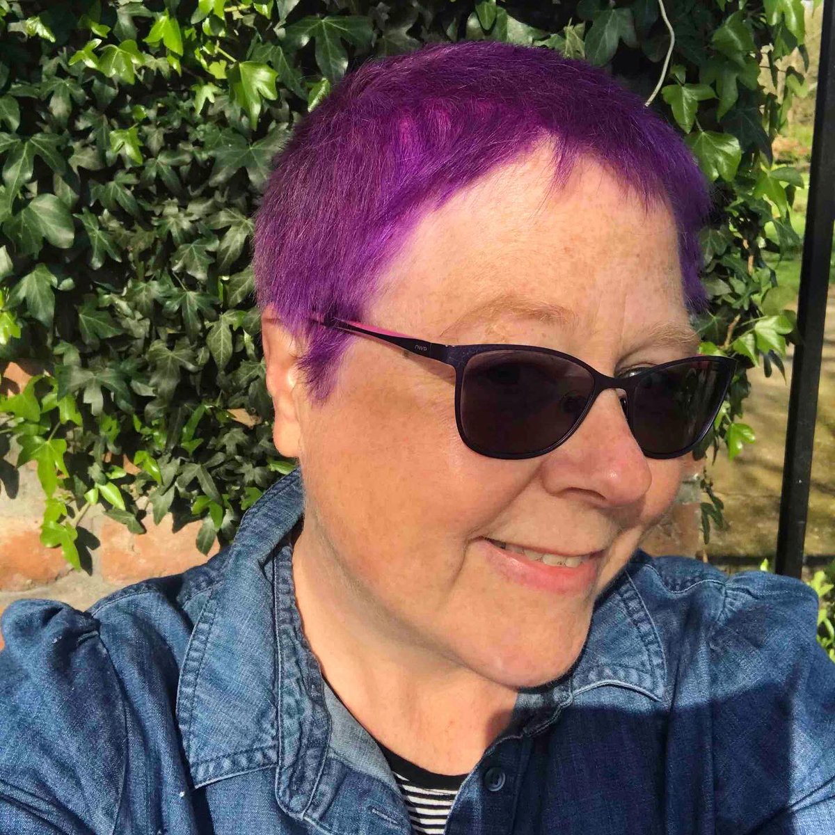 MerseyEtsyTeam's tweet photo. For this month’s Seller Spotlight we’ve been chatting with Maria who runs @TheBeadyGecko - a quirky jewellery &amp; accessories shop which features beautiful pieces inspired by nature. Thank you for sharing your business story with us Maria ❤️

https://t.co/RQBmQNs1MF 

#etsy #etsyuk https://t.co/3wOPYiR81k