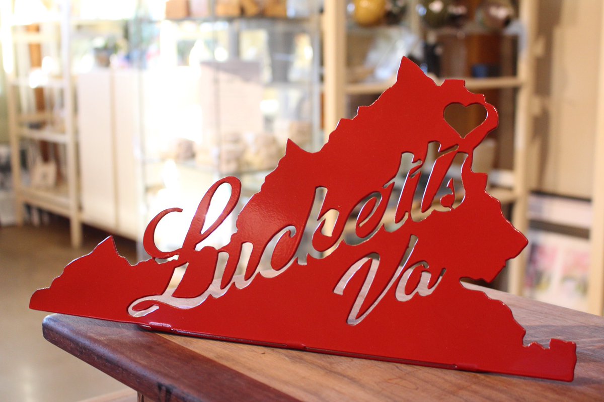 roots657's tweet photo. Our Market has all sorts of fun gourmet snacks, trinkets, and local art for sale! 

Visit us in store to shop the entire collection. There’s something for everyone! ❤️

Lucketts Metal Art by CNC Metal
Ceramic Mug by Yvette Jacobs 

#roots657 #shoplocal #localart  #supportlocal https://t.co/KboYI7eeL9