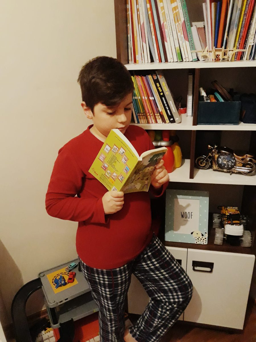 "İYİ BİR KİTAP GERÇEK BİR HAZİNEDİR"...📔📕📘
#Bafra
#Samsunokumavakti4yasinda
#Samsunhikayesiniyaziyor
<a href="/ziyaselcuk/">Ziya Selçuk</a>
<a href="/zulkifdagli/">Doç. Dr. Zülkif Dağlı</a>
@mustafademirbsb
<a href="/CevdetErturkmen/">Cevdet Ertürkmen</a>
<a href="/CoskunESEN57/">Coşkun ESEN</a> 
<a href="/mehmetalikatip1/">Mehmet Ali KATİPOĞLU 🇹🇷</a>
<a href="/BafraSehit/">Bafra Fevzi Çakmak İlkokulu</a>