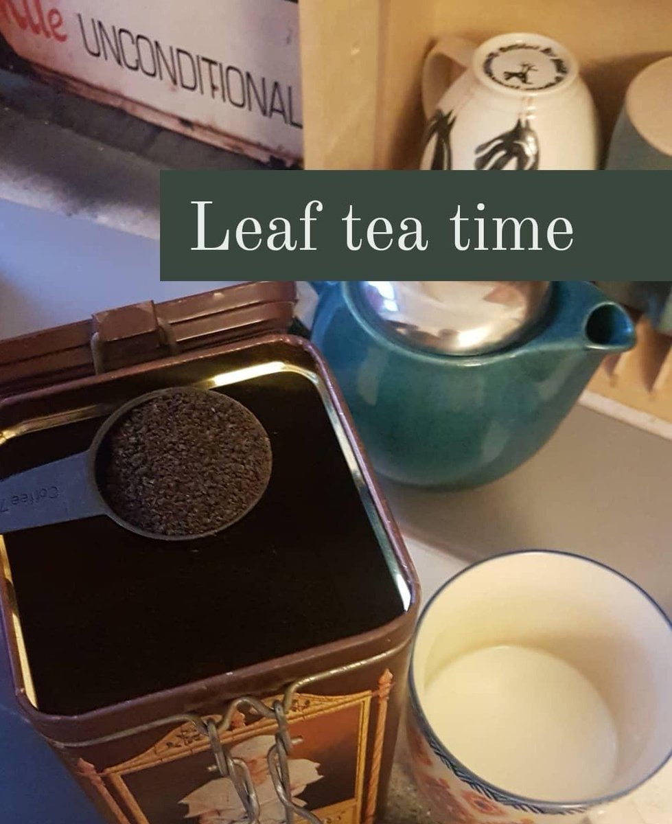 six0sixdesign's tweet photo. Tea time at the studio 

#behindthescenes #teatimerituals https://t.co/XvIwtgtVHc