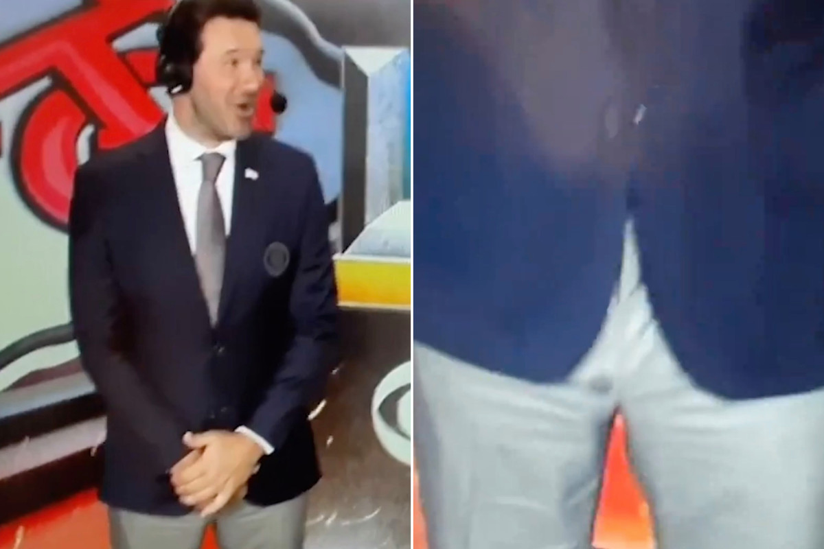 Did Tony Romo's pants have a pee stain during the Super Bowl?