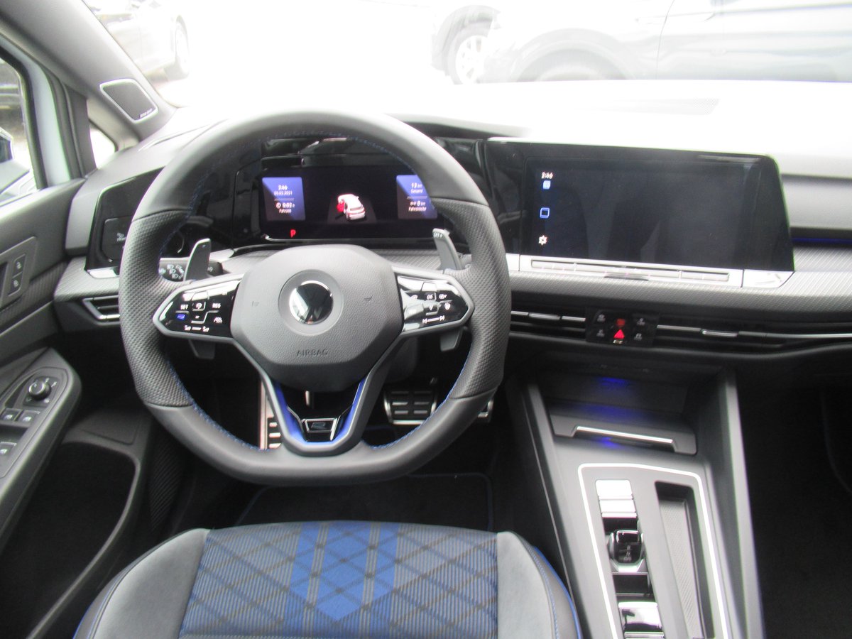 Earlsimxx's tweet image. More 8R deliveries.

🚘: 2021 Golf 8 R