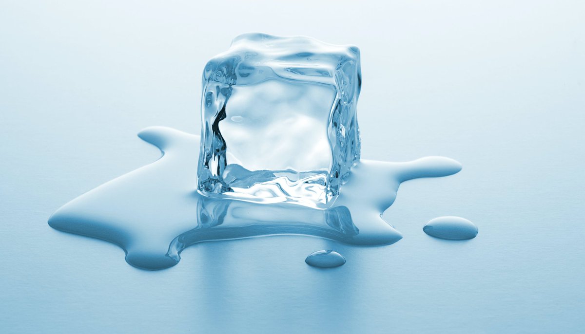 Таяние льда. Таяние льда. Плавление льда в воде. Ice cube лед water. Плавление льда в воде.