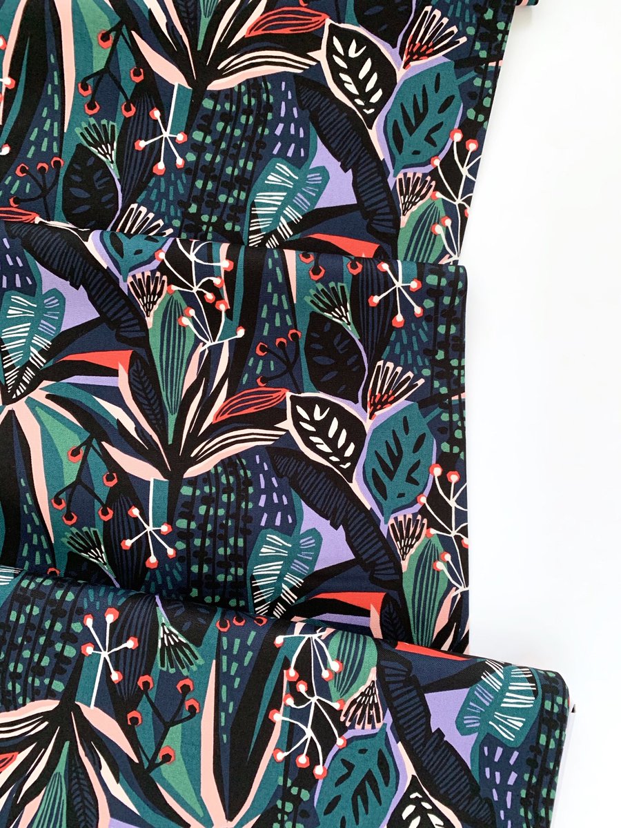 ClothAndCandy's tweet photo. In love with the new organic canvas prints in the shop right now 😍 #fabric #sewing https://t.co/8ZYN864UvU https://t.co/zuTTmTyMOR