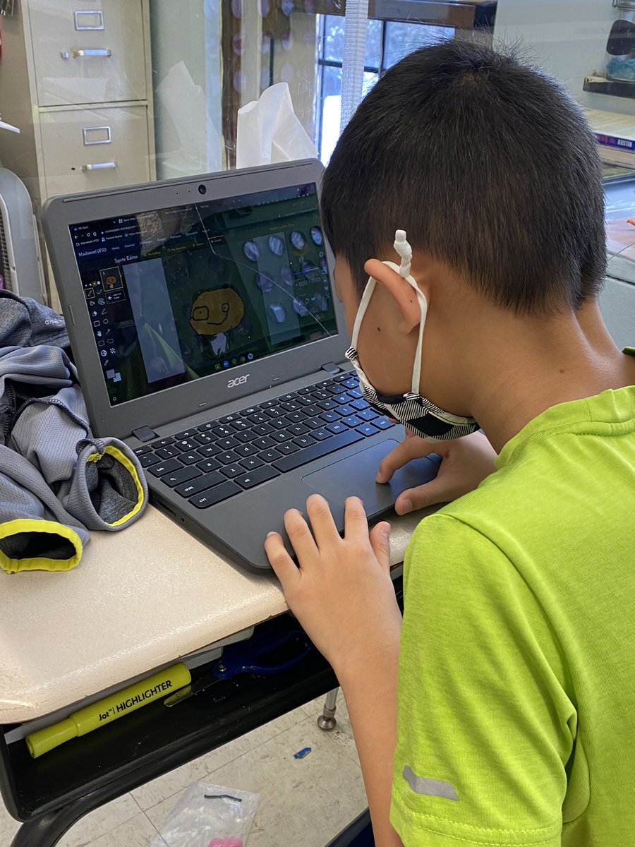 ManhassetTech's tweet image. Students at Munsey Park School are using Sprite Editor in @kid_OYO to create portraits of those who made a difference for #BlackHistoryMonth @ManhassetUFSD @mrbriannolan @CodeMakeOwn @codelongisland